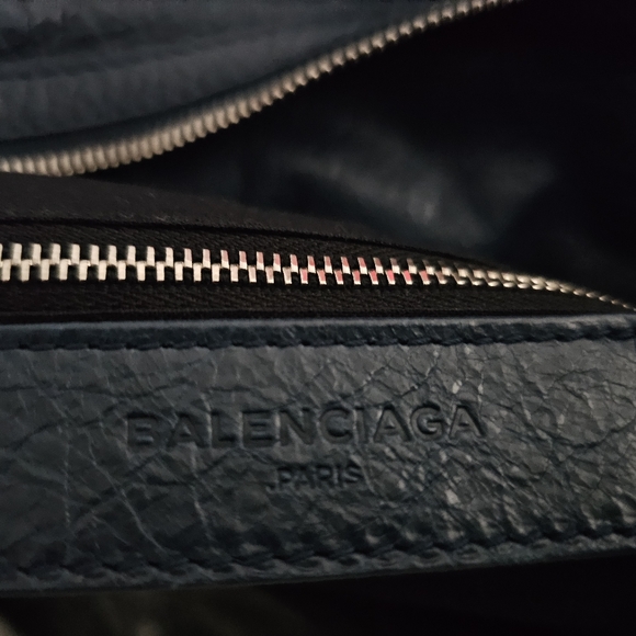 Beautiful Balenciaga Blue Classic Bridge Arena Bag - Picture 6 of 9